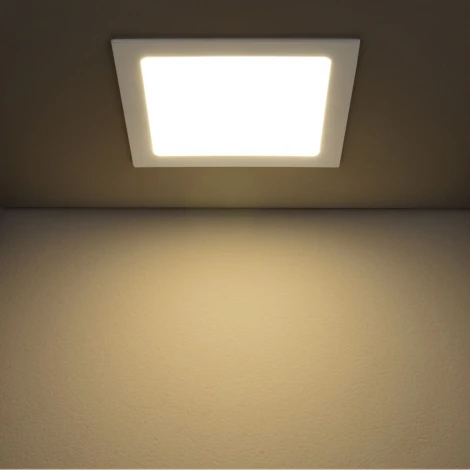 Встраиваемый точечный светильник Elektrostandard DLR003-DLS003 DLS003 18W 4200K (LED, 220V)