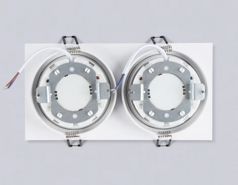 Встраиваемый точечный светильник Ambrella Techno Spot TN51826 (220V)