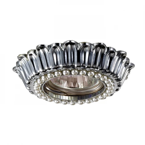 Встраиваемый точечный светильник Novotech Pearl 370138