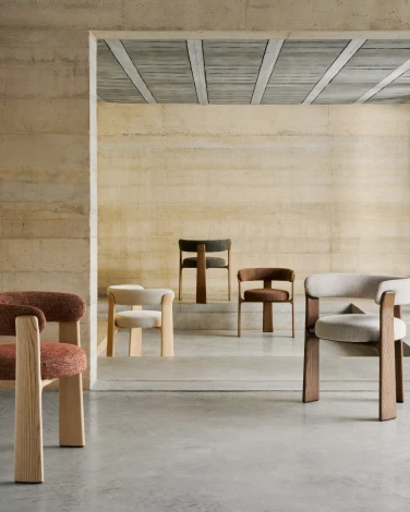 Granite Стул на 3 ножках из коричневого шенилла и массива ясеня в отделке орех арт.207767