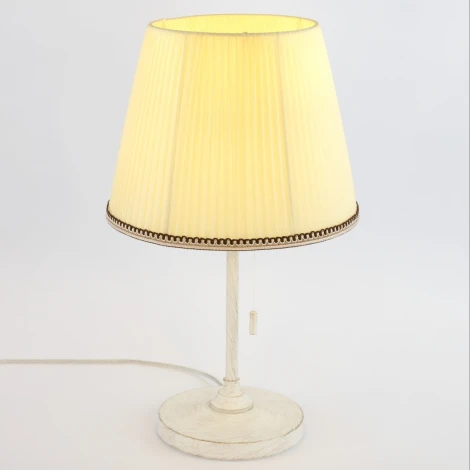 Настольная лампа Citilux Линц CL402723 (220V, выключатель)