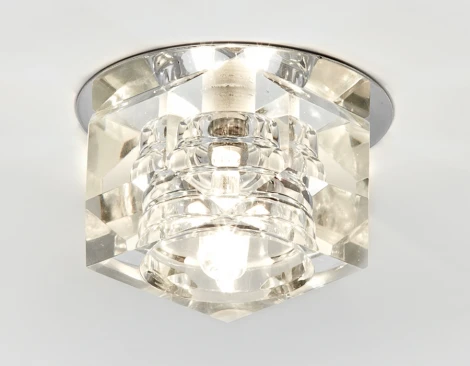 Встраиваемый точечный светильник Ambrella 8048/605 D605 CL/CH