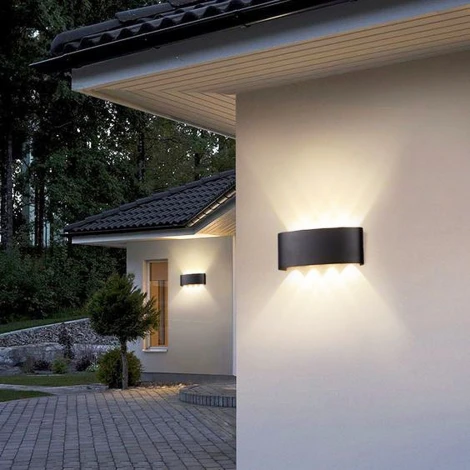 Настенный светильник светодиодный Reluce 86834-9.2-008KT LED8*1W BK (220V, IP65)