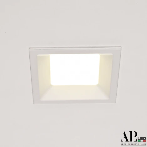 Точечный светильник встраиваемый APL LED Ingrid 3322.LDF5016/5W/4K (220V, IP40)