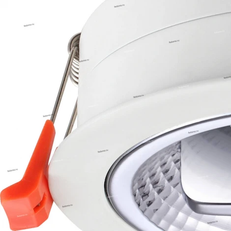 Встраиваемый точечный светильник Novotech Snail 357568