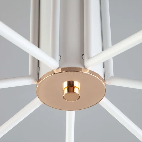 Потолочная люстра Eurosvet Lucas 70092/7 белый