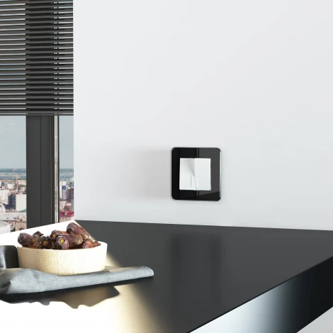 Рамка на 1 пост (черный, стекло) Werkel W0012448 (a063819)