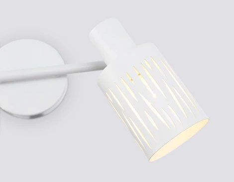 Спот Ambrella TRADITIONAL TR8664