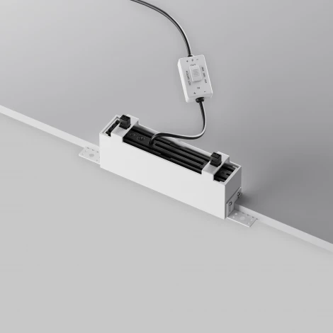 Встраиваемый линейный светильник под гипсокартон светодиодный Maytoni Points DL065-12W3-6K-TRS-W (220V)