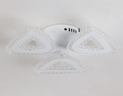 Потолочная люстра Ambrella ACRYLICA FA4018 (LED, 220V, пульт управления)