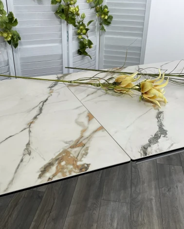 Обеденный стол M-City CREMONA 160 KL-188 Контрастный мрамор / белый каркас