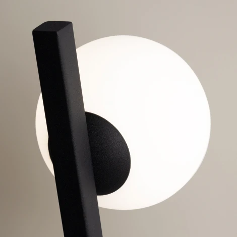 Настенный светильник Maytoni Kazimir MOD175WL-01B (220V, шар)