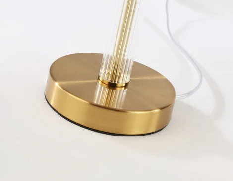 Интерьерная настольная лампа Ambrella HIGH LIGHT LH71027 (220V)