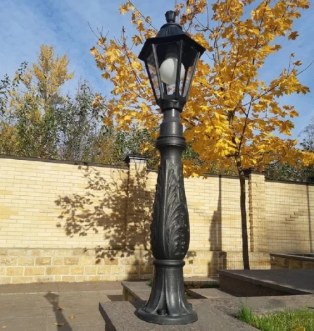 Наземный уличный фонарь Fumagalli Rut E26.162.000.AXE27