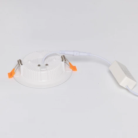 Встраиваемый светильник DeMarkt Прайм 850013601 (LED, 220V, круглые)