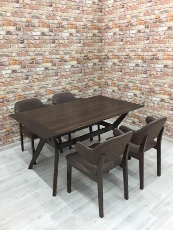 Обеденная группа Brown