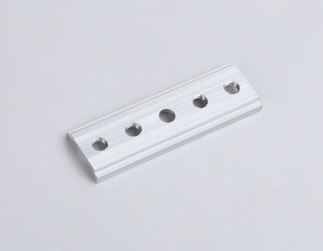 Соединитель для накладного шинопровода TRACK SYSTEM GL3618