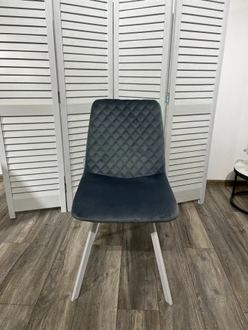 Обеденный стул M-City DAIQUIRI BLUVEL-06 BLUE / белый каркас, велюр