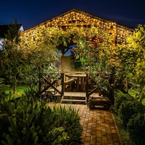 Бахрома светодиодная со статическим свечением, 6м. соединяемая, 200 светодиодов, теплый белый свет Uniel ULD-B6007-200/STK WARM WHITE IP44