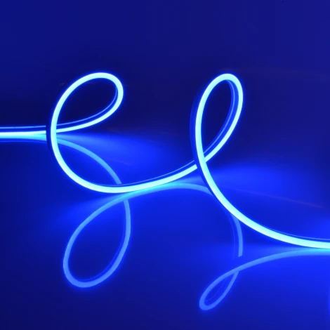 Гибкая светодиодная лента катушка 5м синий свет Uniel Neon ULS-N01-2835-120LED/m-6mm-IP67-DC12V-9W/m-5M-BLUE блистер