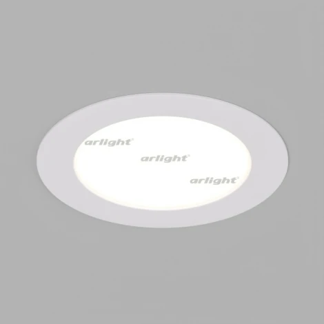 Встраиваемый точечный светильник Arlight DL 020109