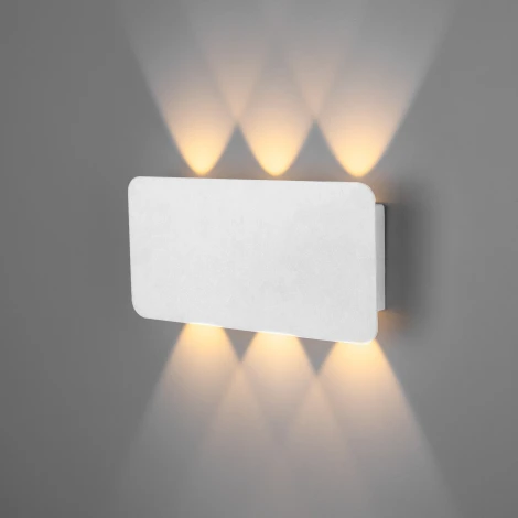 Настенный светильник Eurosvet Angle 40138/1 LED белый