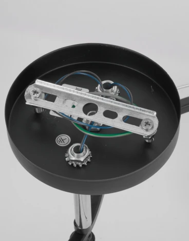 Потолочная люстра SS1N P5535-5 BK+GD 000029941 Мелодия Света