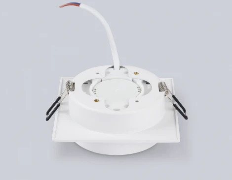 Светильник встраиваемый IP44 Ambrella Techno Spot TN6709 (220V)