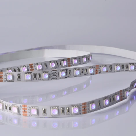 Светодиодная лента Uniel ULS-M25-5050-60LED/m-10mm-IP20-DC12V-14,4W/m-5M-RGB PROFI катушка в герметичной упаковке