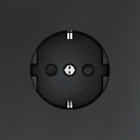 Розетка с заземлением и шторками (графит) Voltum S70 VLS040207