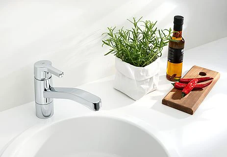 Смеситель Oras Saga Style 3930FH для кухонной мойки