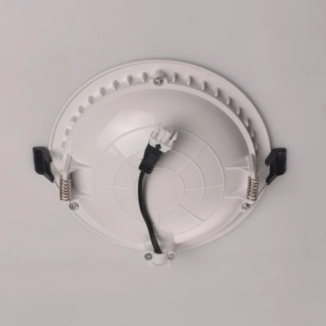 Встраиваемый точечный светильник DeMarkt Стаут 702011501 (LED, 220V)