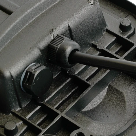 Светодиодный уличный консольный светильник Saffit SSL10-30 55232 30W 5000K 230V, черный