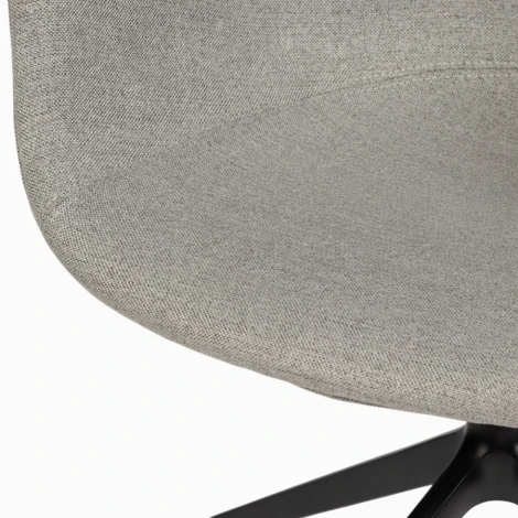 Офисное кресло Markus COSMO арт.F483-1K