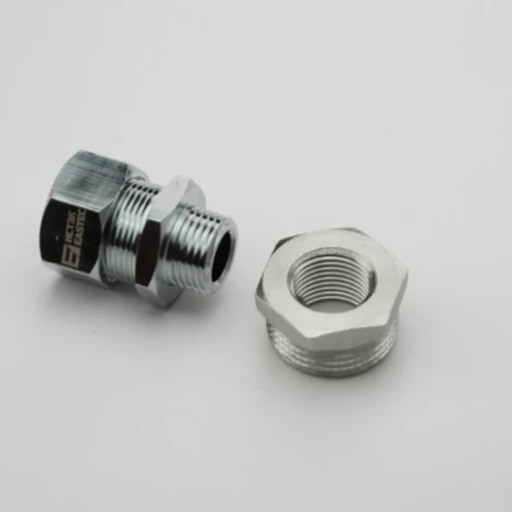 Узел сальниковый EASTEC SEAL 1 для ввода кабеля в трубу (узел 1/2 + футорка 1)