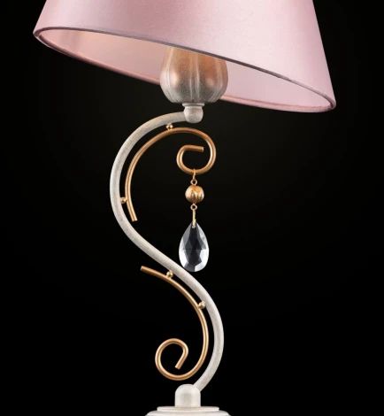 Интерьерная настольная лампа Maytoni Cutie ARM051-11-G