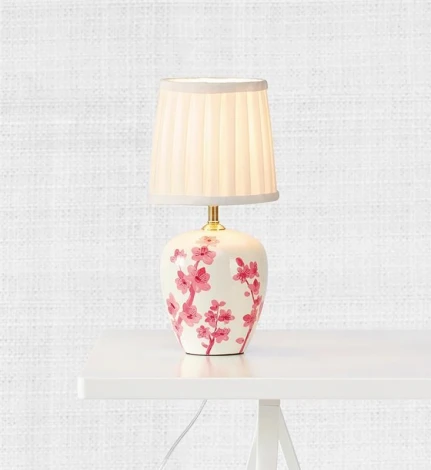 Интерьерная настольная лампа Markslojd Cherry 107193