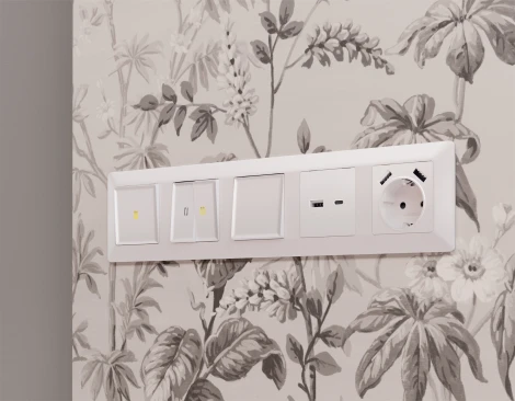 Лицевая панель Ambrella Volt ALFA (Жемчуг) для электрической розетки с заземлением со шторками 2USB A+A QUANT AP2090