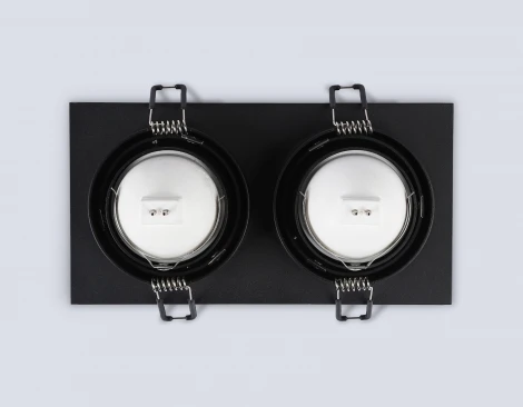 Встраиваемый точечный светильник Ambrella Techno Spot TN102832 (220V)