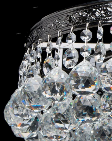 Потолочная люстра MW-Light Жемчуг 232017106