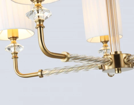 Потолочная люстра на штанге Ambrella High Light LH71500