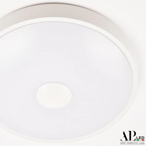 Потолочный светильник светодиодный с ПДУ APL LED Turin 3306.B255-450 White