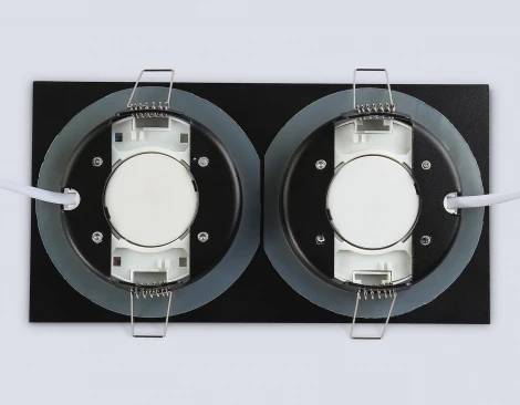 Светильник встраиваемый IP44 Ambrella Techno Spot TN6743