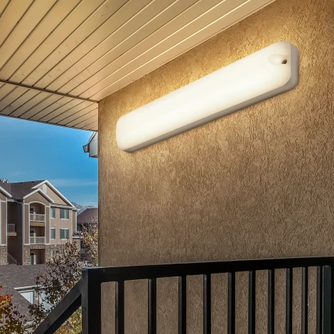 Настенно-потолочный светильник светодиодный со свето-шумовым датчиком ЭРА SPB-103-2-40K-012 (220V, IP65)