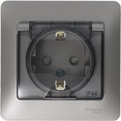 Розетка встраиваемая с заземлением, шторками и крышкой (платина) IP44 Systeme Electric Glossa GSL001248