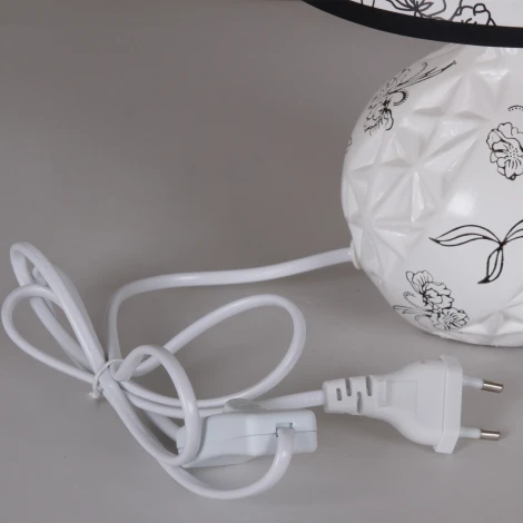 Интерьерная настольная лампа Reluce 02564-0.7-01