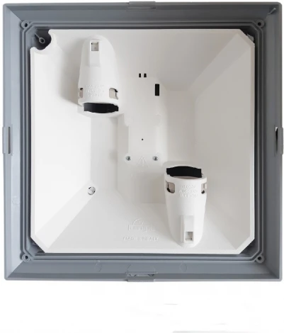 Настенный светильник уличный Fumagalli Guizeppe 4P2.000.000.LYF1R (220V, IP66)