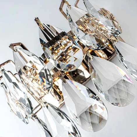 Бра светодиодное хрустальное с регулировкой цветовой температуры Modelux MODELUX ML.6900.300 GD