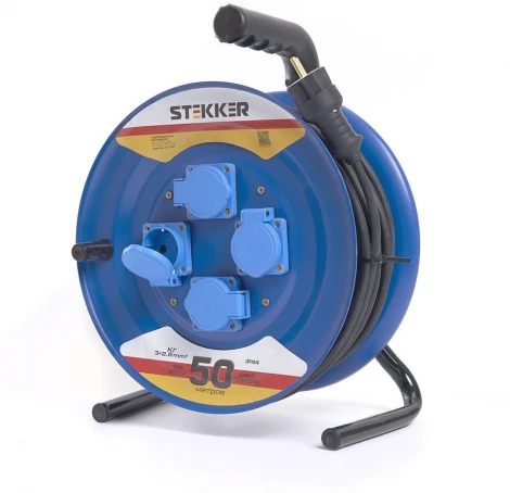 Удлинитель 4-х местный с заземлением 50 метров на металлической катушке Stekker Professional 39297