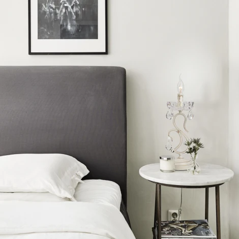 Интерьерная настольная лампа Eurosvet 12205 12205/1T белый (хрусталь Strotskis, подвески, выключатель, подсвечник, свеча)